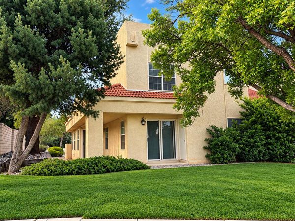 9421 Lancaster NE, Albuquerque, NM 87111