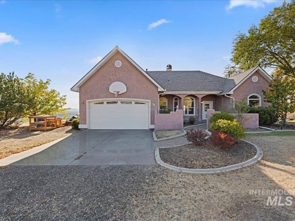 2133 Corral Road, Emmett, ID 83617