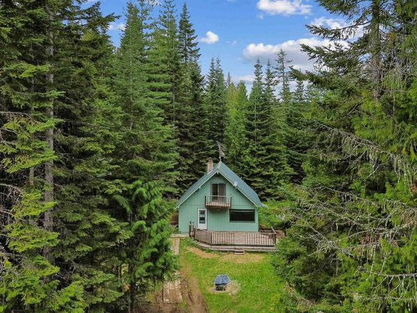 4715 Freeman Creek Rd, Lenore, ID 83541