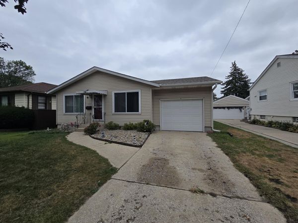 1125 170th Street , Hammond, IN 46324
