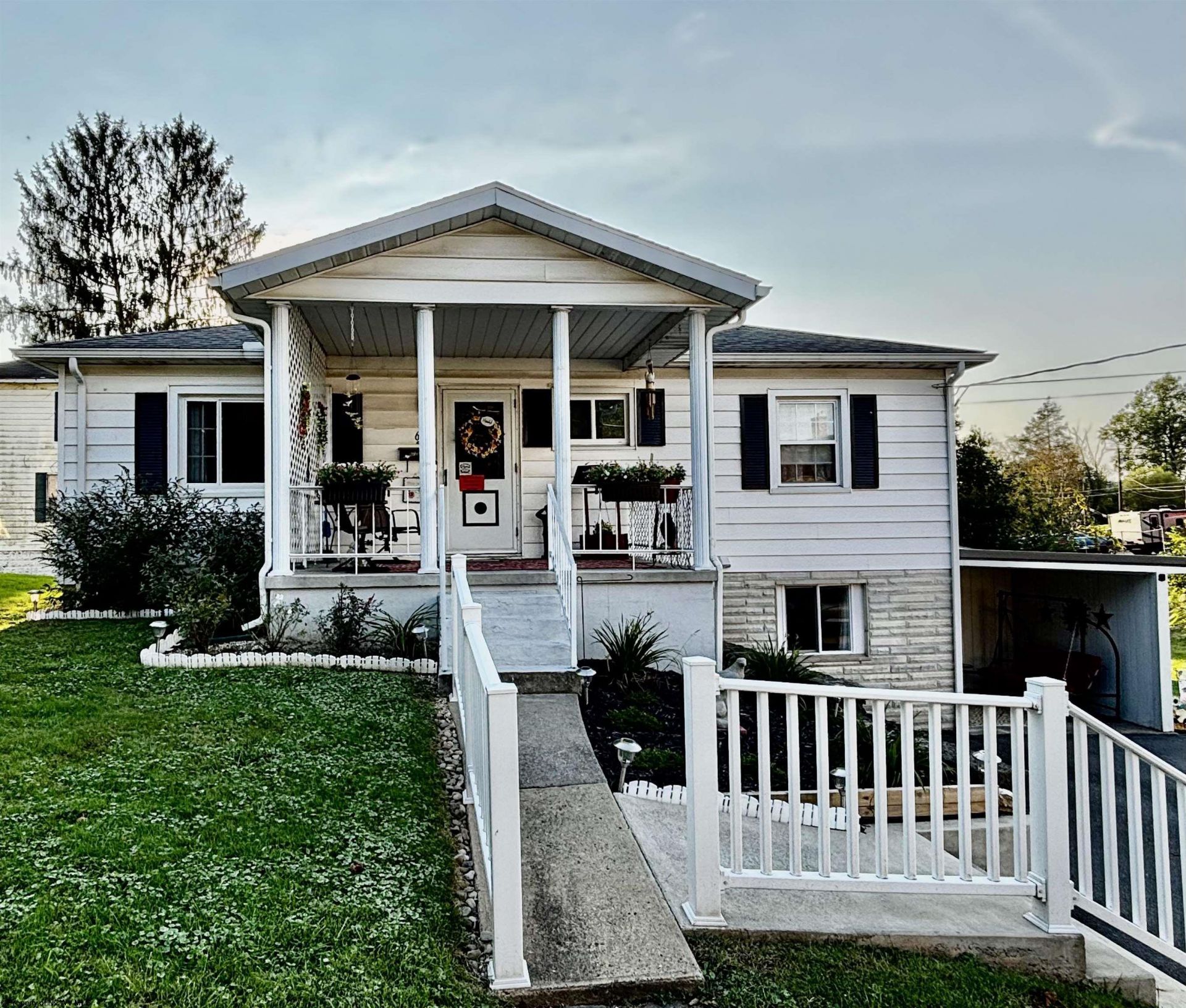 613 Mason Street, Fairmont, WV 26554 Main Photo