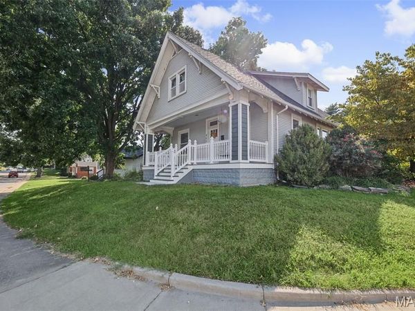 401 Plum Street, Edwardsville, IL 62025