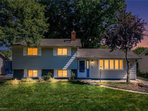 1201 Giesse Drive, Mayfield Heights, OH 44124
