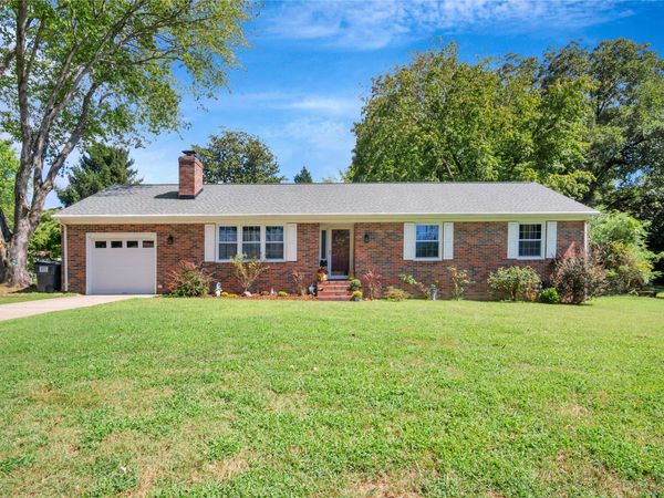111 Laurel Lane, Williamsburg, VA 23185