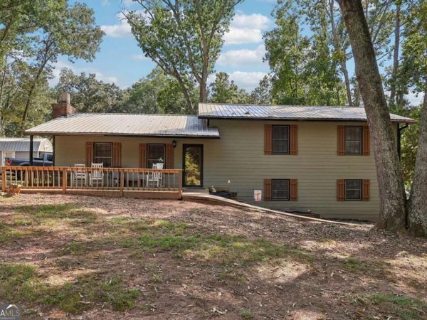 5752 Oak Grove Drive, Acworth, GA 30102