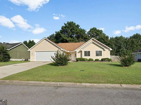 731 Gateway Drive, Bonaire, GA 31005