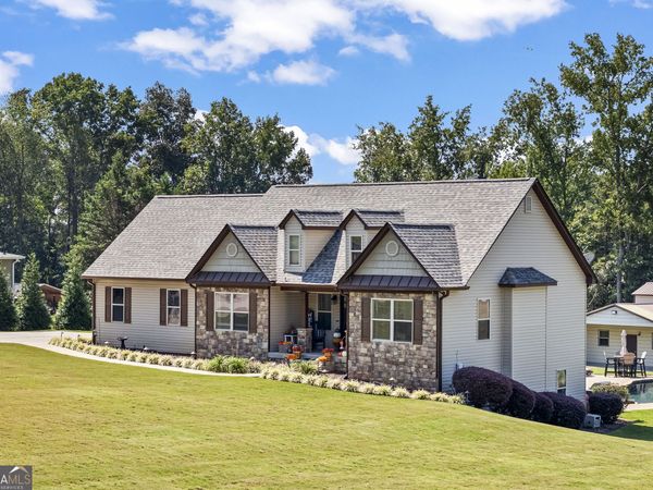300 Stone Creek Drive, Hull, GA 30646