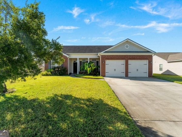 3 Bay Willow Court, Savannah, GA 31407