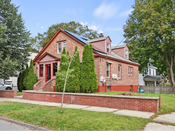 45 Stoddard Ave, Pittsfield, MA 01201