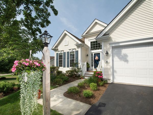 67 Southward Trl, Plymouth, MA 02360