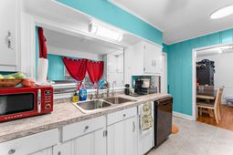 119 Sharon Drive photo 4