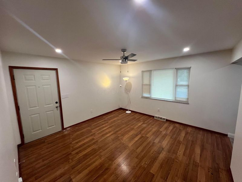 325+ Granville Street, Gahanna, OH 43230 Photo 10