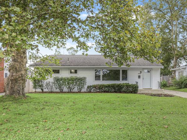 2722 Woodstock Road , Columbus, OH 43221