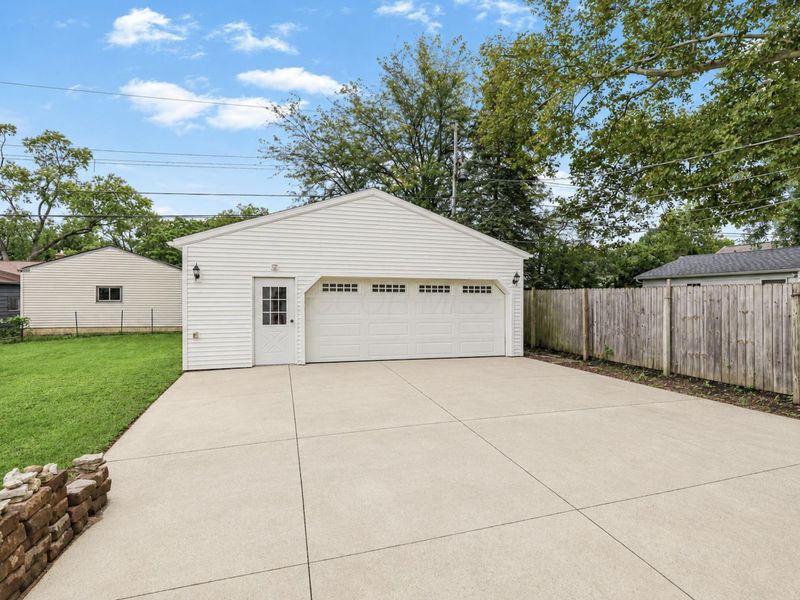 2722 Woodstock Road, Columbus, OH 43221 Photo 5