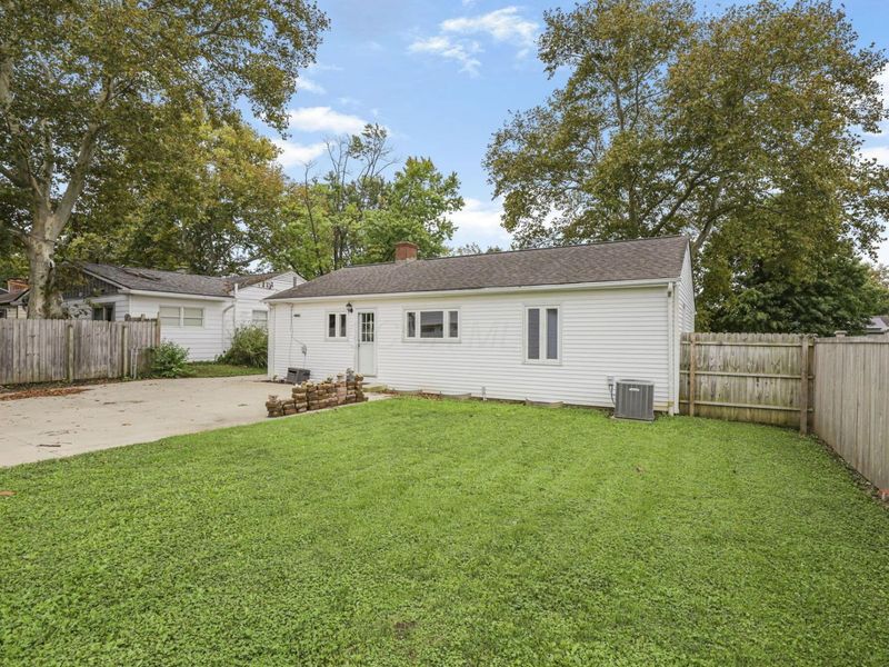 2722 Woodstock Road, Columbus, OH 43221 Photo 8