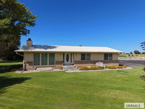 970 E 800 N, SHELLEY, ID 83274