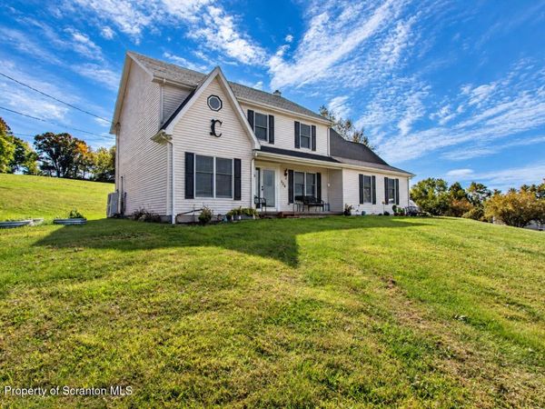 726 Post Hill Road , Falls, PA 18615