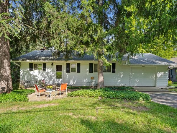 N1845 Wooddale DRIVE, Lake Geneva, WI 53147