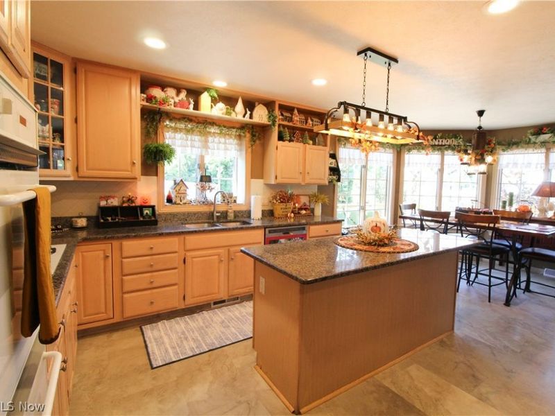 262 Topaz Circle, Canfield, OH 44406 Photo 14