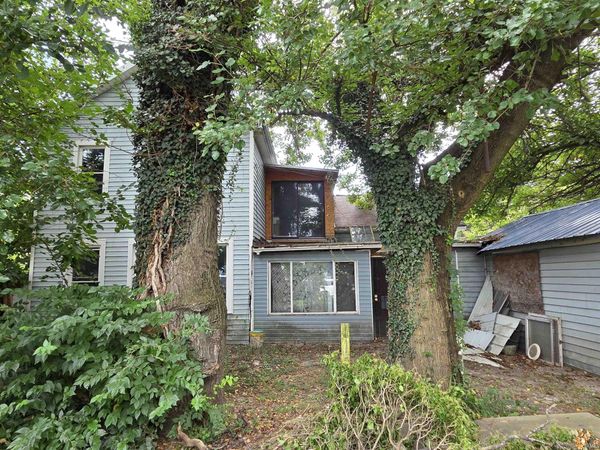 211 S Cherry Street, Muncie, IN 47305