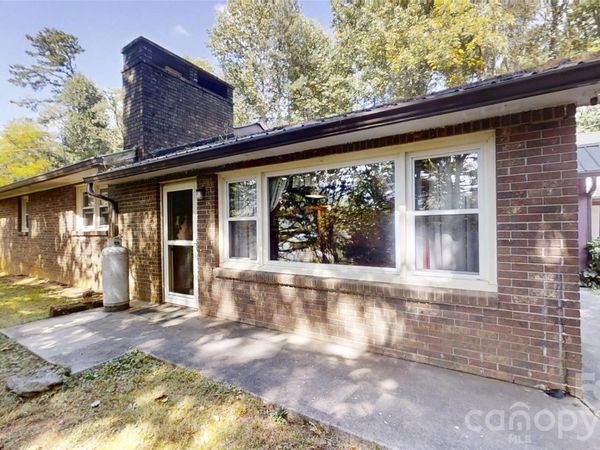 175 River Lane, Canton, NC 28716