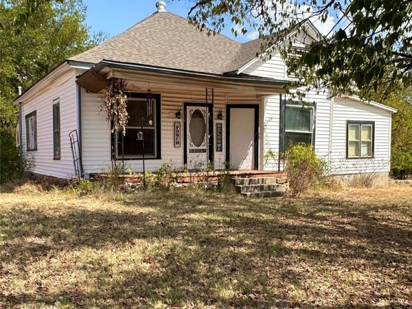 319 W Madison Avenue , McAlester, OK 74501