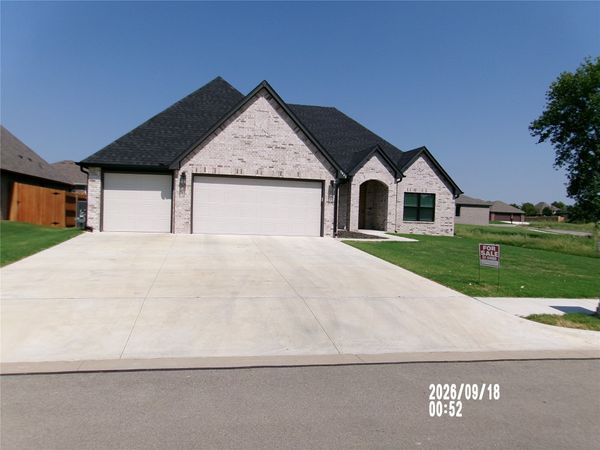 5822 Brandon Court , Bartlesville, OK 74006