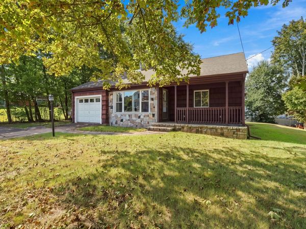 140 S Main St, Bellingham, MA 02019