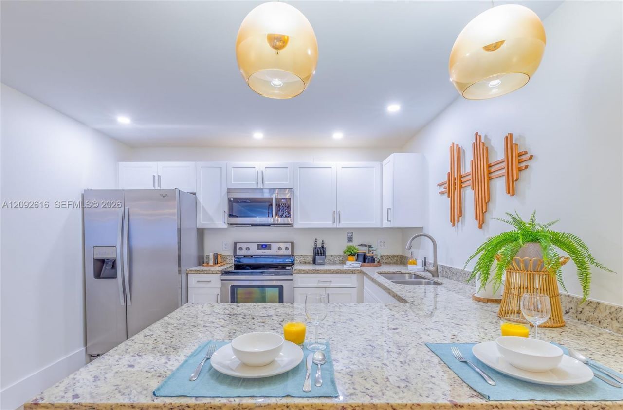1762 NW 15th St , Unit 1, Miami, FL 33125 Photo