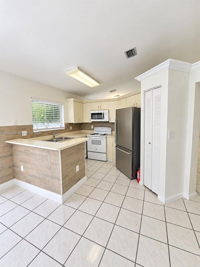 14440 SW 145th Pl , Miami, FL 33186 Photo