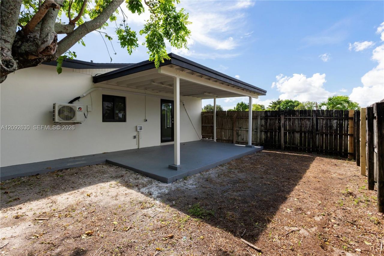 3355 NW 180th St, Miami Gardens, FL 33056 Photo