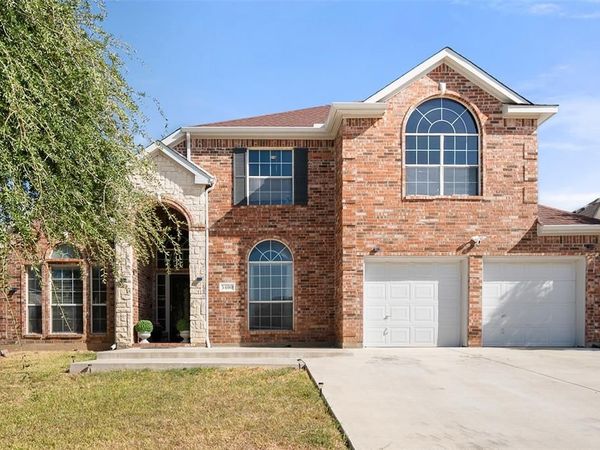 5400 Rolling Meadows Drive, Fort Worth, TX 76123