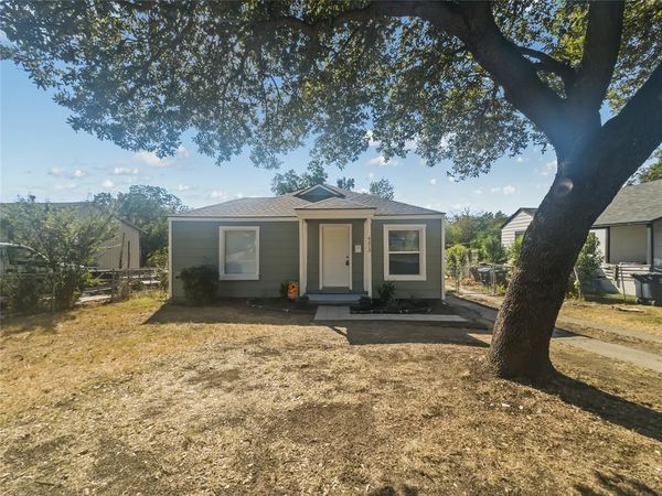 4212 Mccart Avenue , Fort Worth, TX 76115