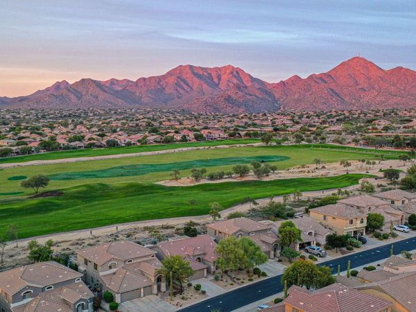 10550 E SHEENA Drive, Scottsdale, AZ 85255