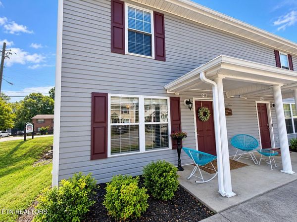 948 Micro Way, Knoxville, TN 37912