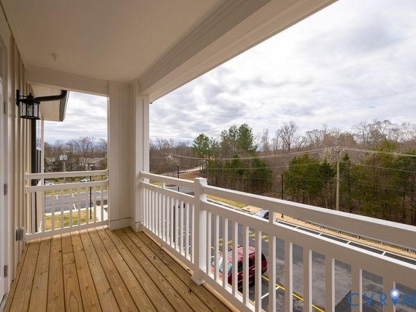 10530 Stony Bluff Drive, Unit 102, Ashland, VA 23005