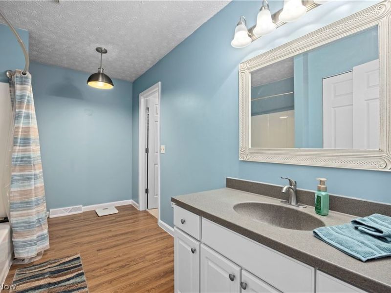 11203 Darrow Road, Vermilion, OH 44089 Photo 28