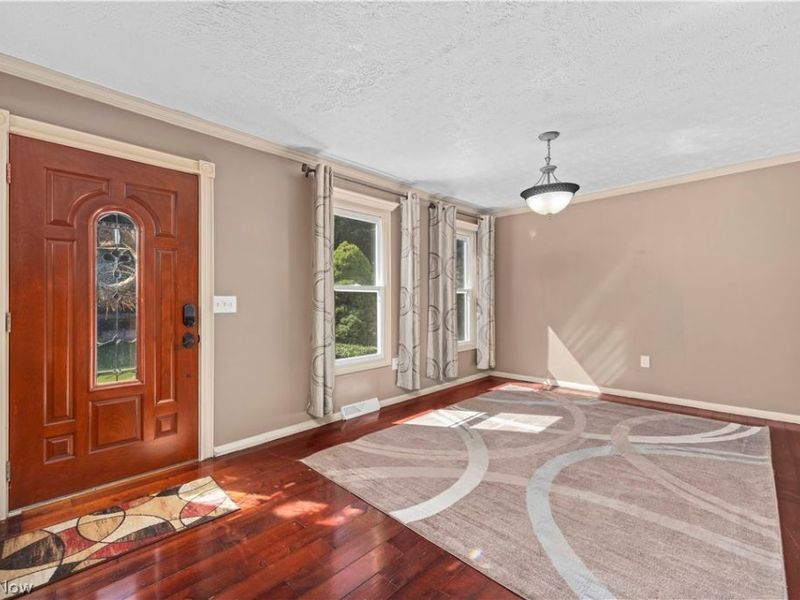 11203 Darrow Road, Vermilion, OH 44089 Photo 7