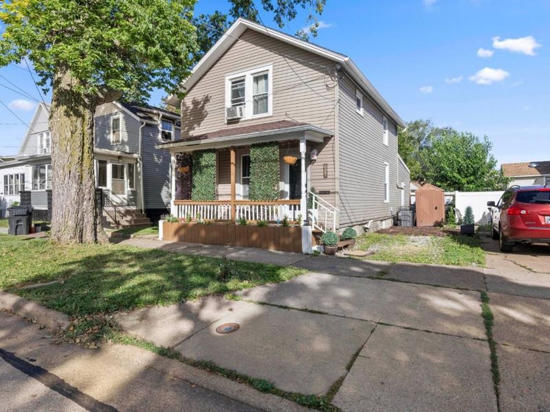 627 E Madison, Sandusky, OH 44870 Photo 2