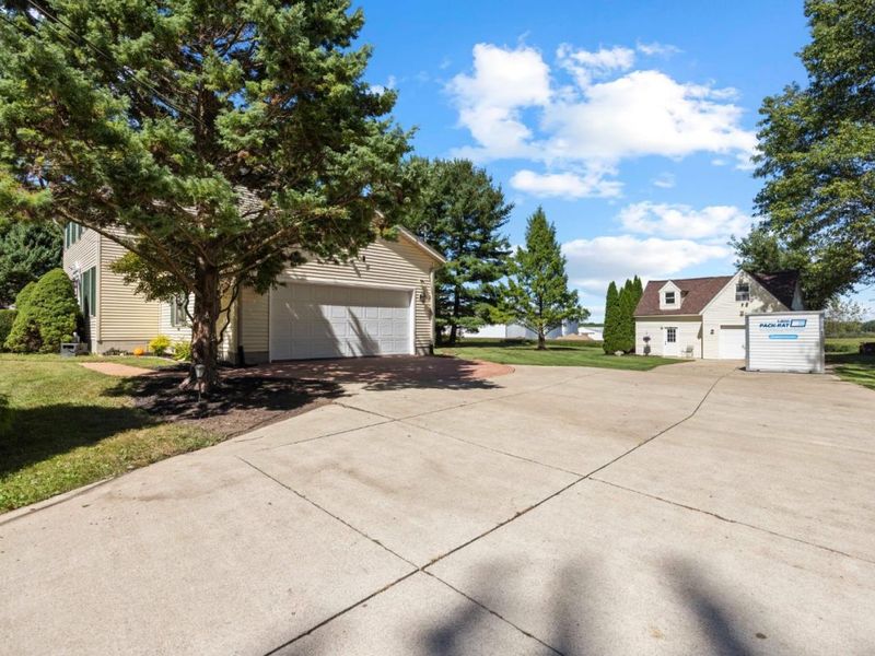 11203 Darrow Road, Vermilion, OH 44089 Photo 42