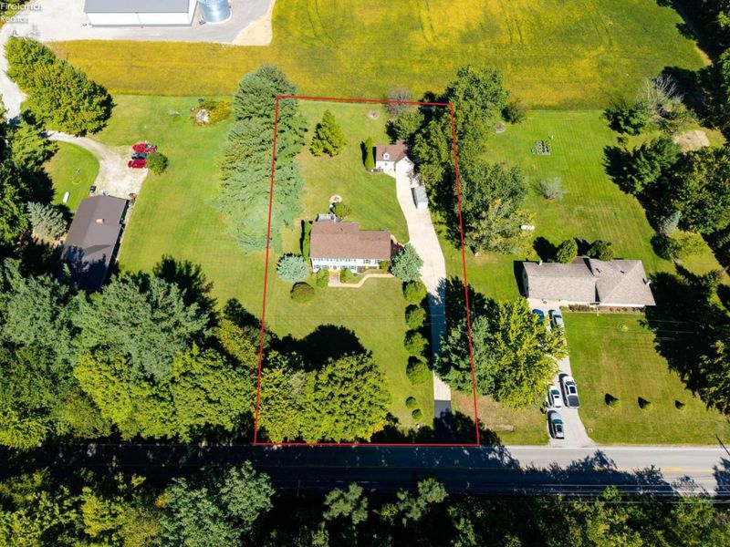 11203 Darrow Road, Vermilion, OH 44089 Photo 5