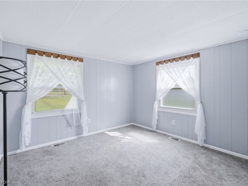 4429 Ridge Road, Cortland, OH 44410 Photo 24