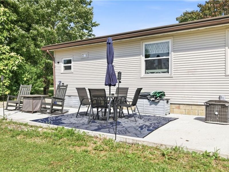 4429 Ridge Road, Cortland, OH 44410 Photo 36