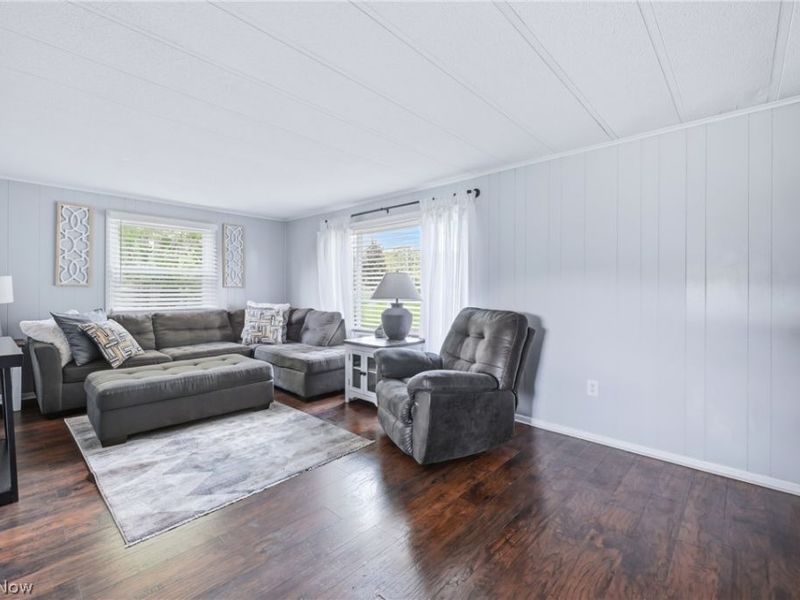 4429 Ridge Road, Cortland, OH 44410 Photo 7
