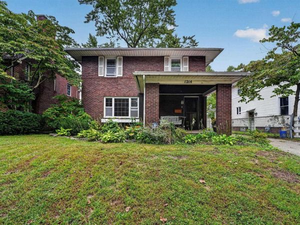 1214 Woodward Avenue, South Bend, IN 46616