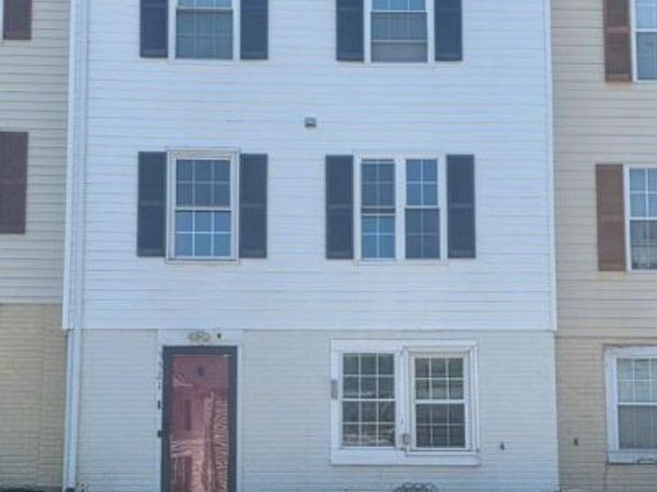 5521 K STREET, FAIRMOUNT HEIGHTS, MD 20743