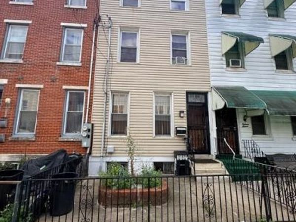 1814 W MASTER STREET , PHILADELPHIA, PA 19121