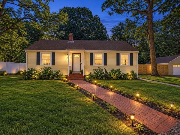547 Tremont St, Rehoboth, MA 02769