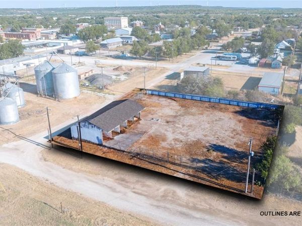 308 E 1st Street , Baird, TX 79504