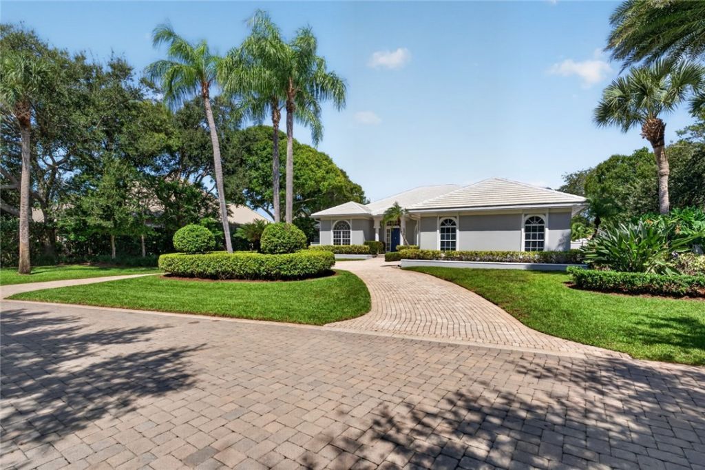 311 Shores Drive, Indian River Shores, FL 32963 Photo